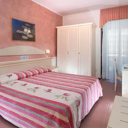 Napoleon Gabicce Mare