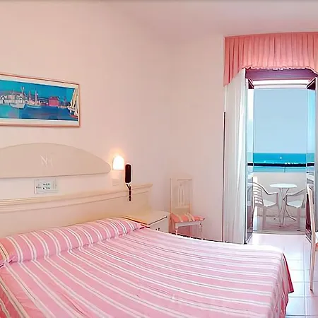 Napoleon فندق 3*