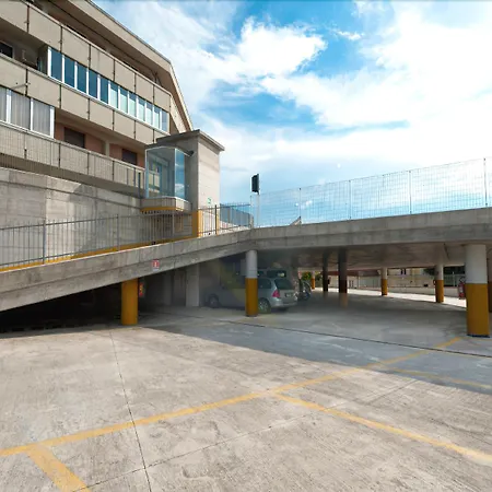 Napoleon فندق 3*